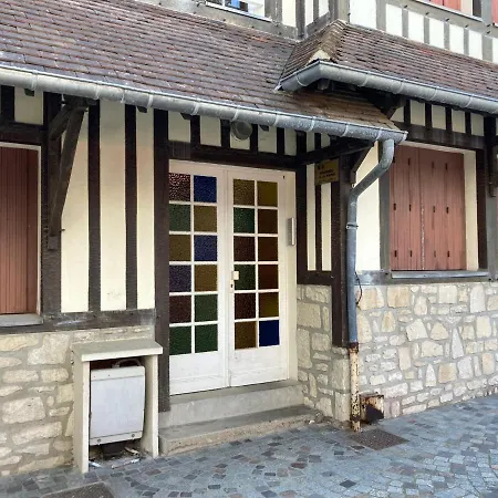 Renove Au Coeur De Villers-sur-mer, Proche Et Commerces - Fr-1-712-61 Apartment